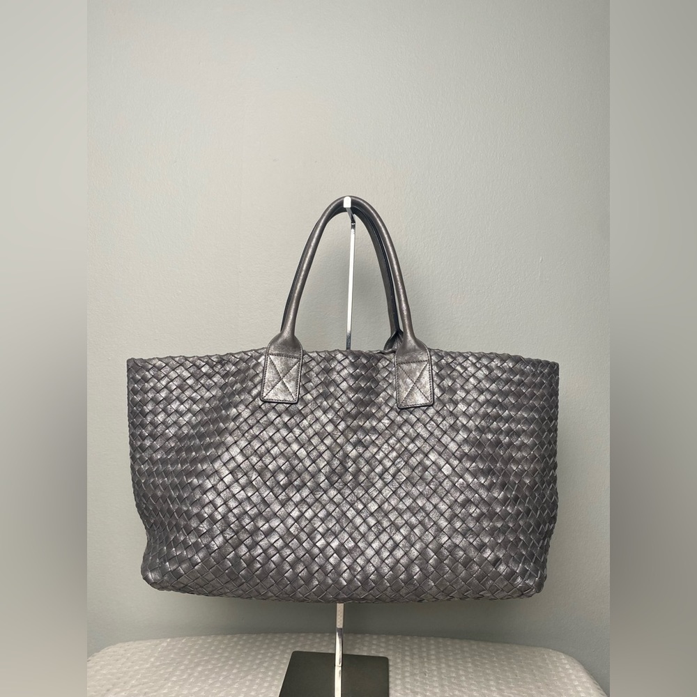 Bottega Veneta moon cabat tote Intrecciato napa medium silver